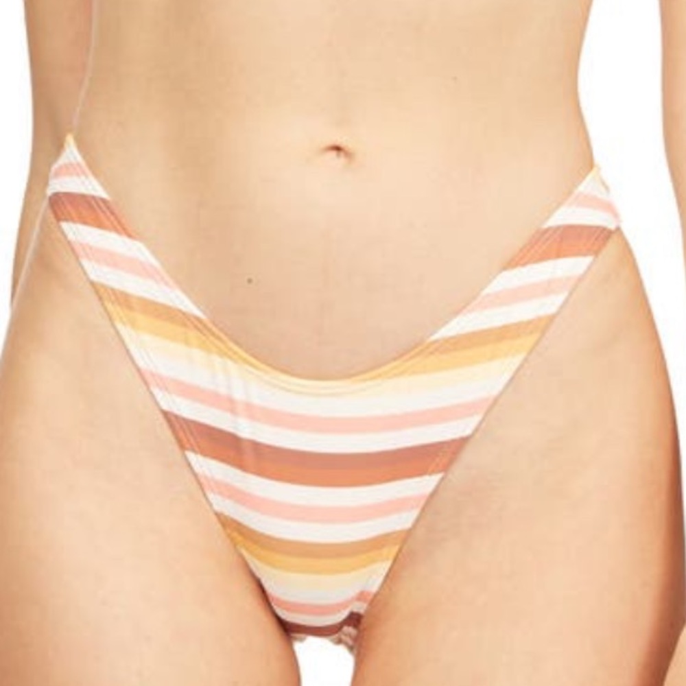 NWT Billabong Ray of Gold Hike Super Skimpy Coverage Bottom Size Small